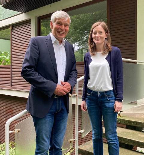 Der Vorsitzende der Landessektion Dr. Ewald Brandt und die Geschäftsführerin Yvonne Schwerin